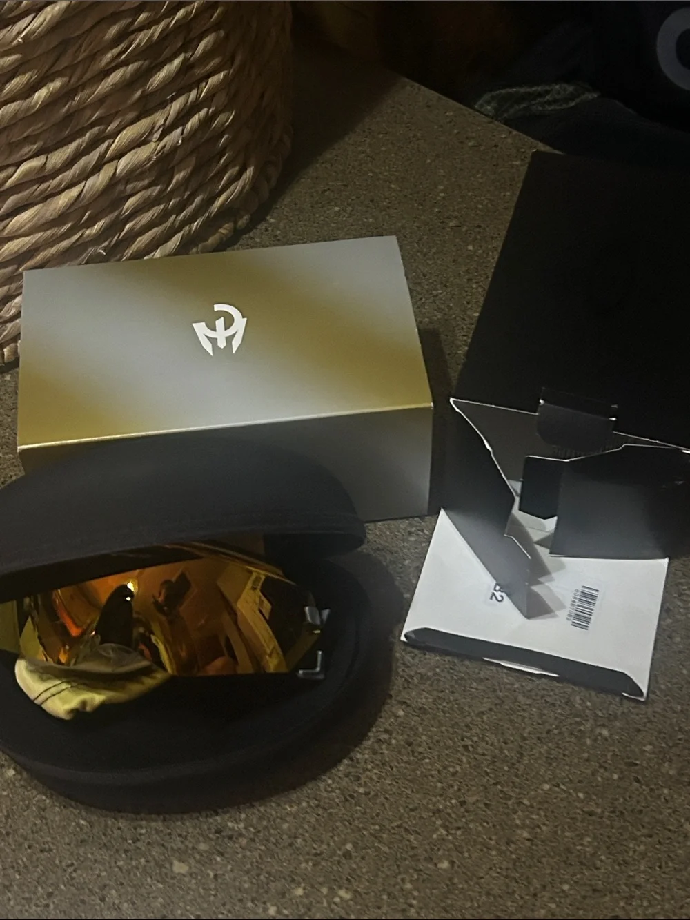 Oakey Kato (Limited Patrick Mahomes edition)with Prizm Gold lens.